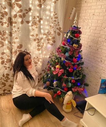 У меня есть все, чтобы сделать нашу встречу незабываемой - креативность, страсть и неограниченная фантазия. Я доступна для разнообразных интимных удовольствий. Мои услуги включают классический секс, оральные ласки, массаж и многое другое. 🌹 Я подтверждаю свою красоту и фигуру действительными фото, чтобы ты убедился, что я настоящая. 😉 Живу в Москве и готова встретиться с тобой в уютной атмосфере моей квартиры или приехать к тебе. Уверяю, ты останешься доволен нашими встречами. Доверься мне и позвони уже сейчас! 📞 Микаэла